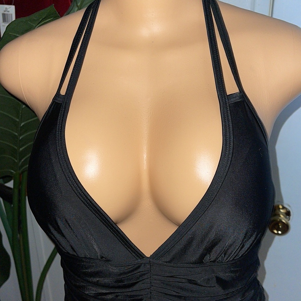 BLACK SWIMSUIT - Picture 2 of 3